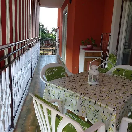 Apartament Parenzana Bibali 65 A 52460-buje *