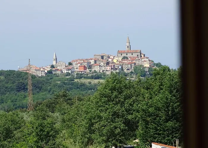 Parenzana Bibali 65 A 52460-buje Apartment