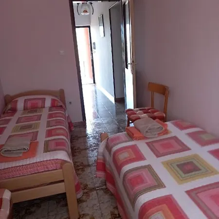 Parenzana Bibali 65 A 52460-buje *