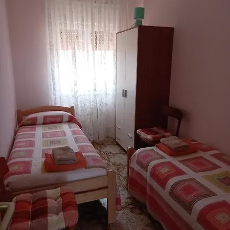 Parenzana Bibali 65 A 52460-buje Apartment