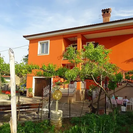 Parenzana Bibali 65 A 52460-buje *