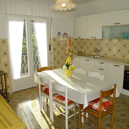 Apartment Parenzana Bibali 65 A 52460-buje *