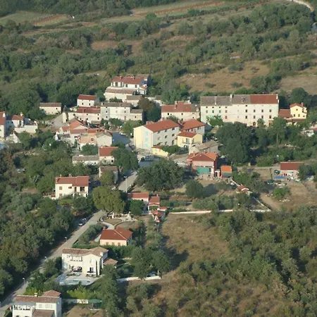 Apartment Parenzana Bibali 65 A 52460-buje *